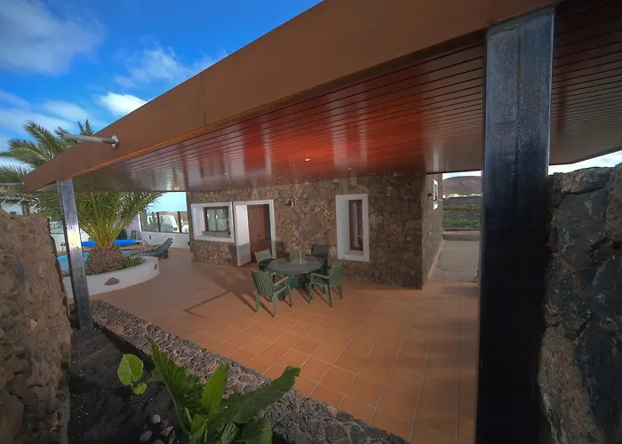 Timanfaya Villa Tinajo